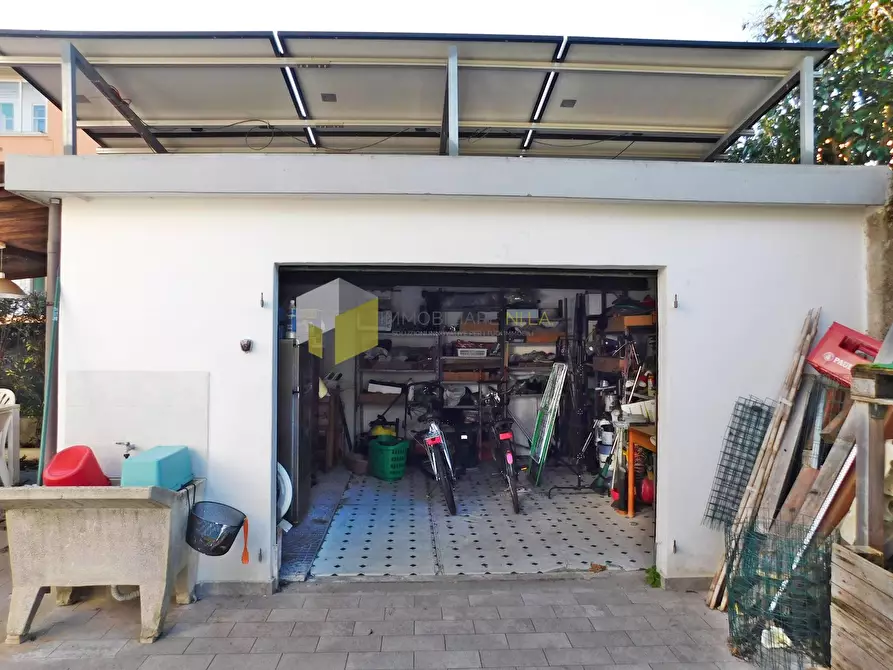 Immagine 24 di Casa indipendente in vendita  a Pisa