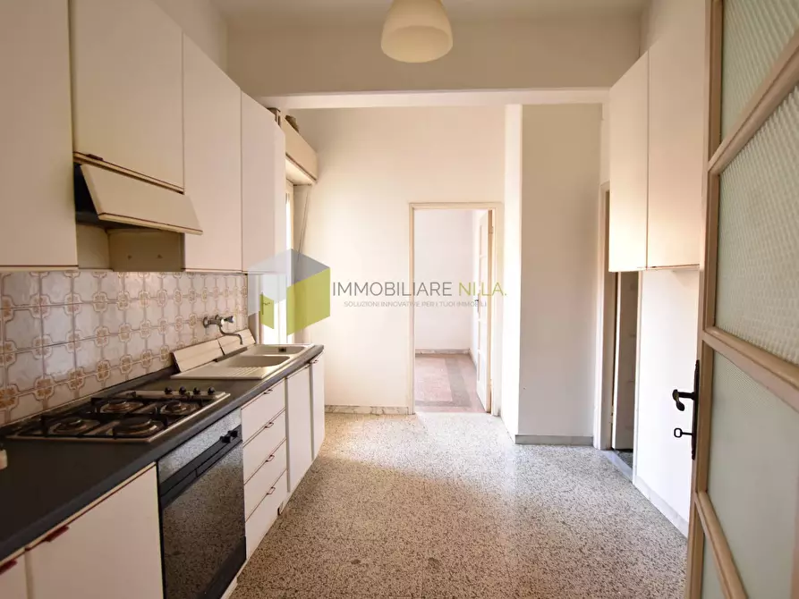 Immagine 17 di Appartamento in vendita  a Pisa