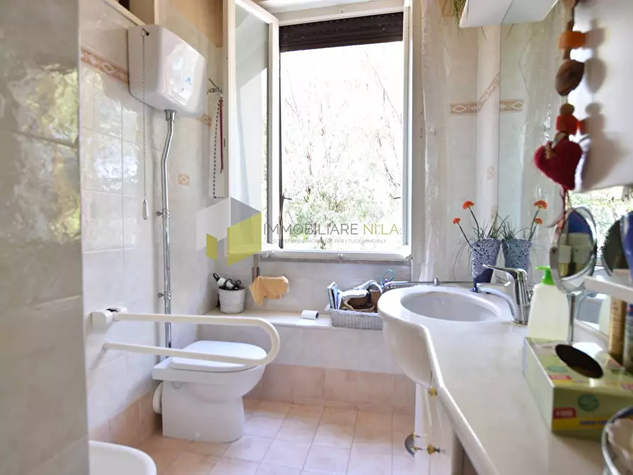 Immagine 25 di Appartamento in vendita  a Pisa