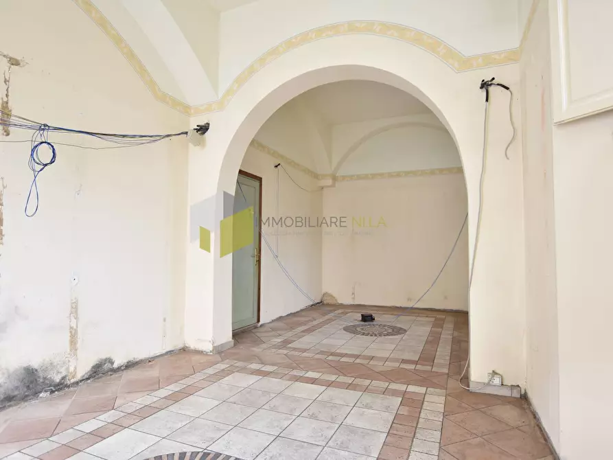 Immagine 8 di Locale commerciale in vendita  a Pisa