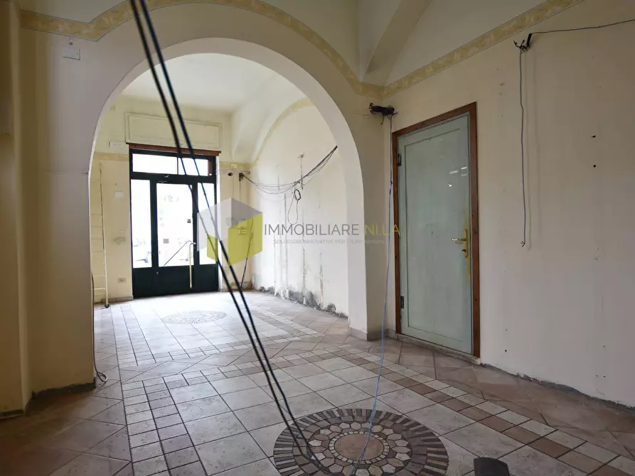 Immagine 16 di Locale commerciale in vendita  a Pisa