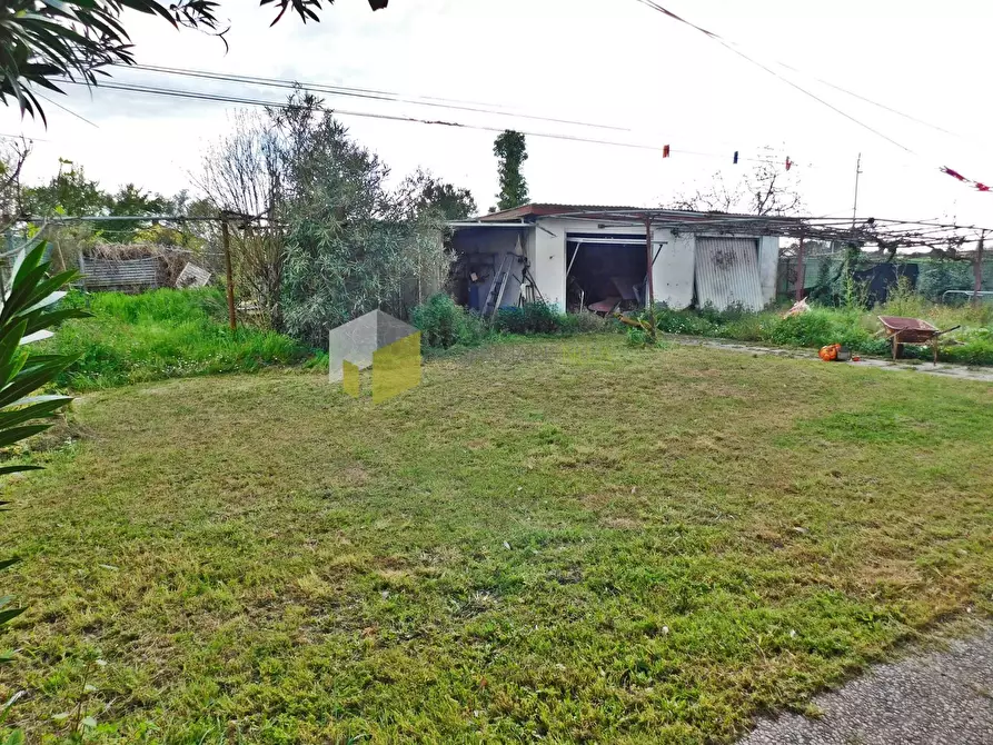 Immagine 19 di Casa semindipendente in vendita  a San Giuliano Terme