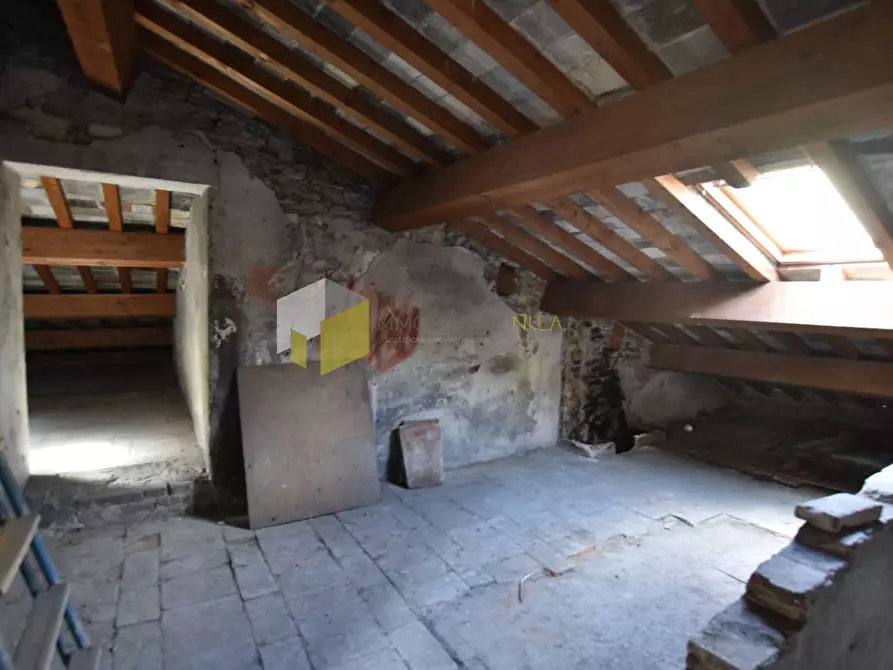 Immagine 10 di Appartamento in vendita  a Pisa