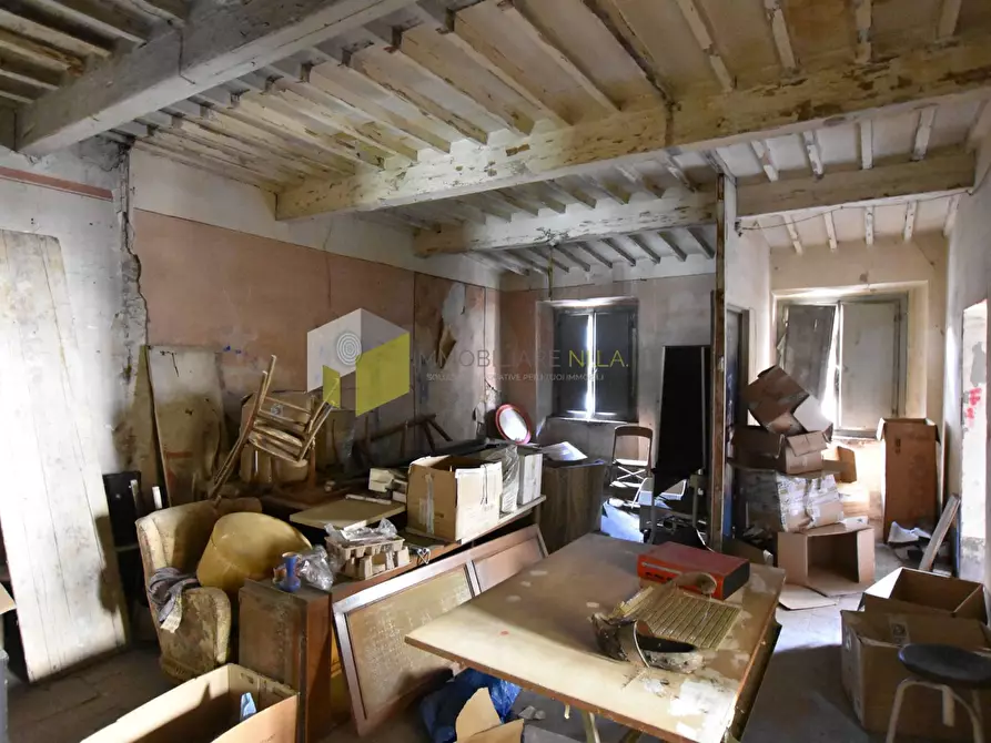 Immagine 12 di Appartamento in vendita  a Pisa