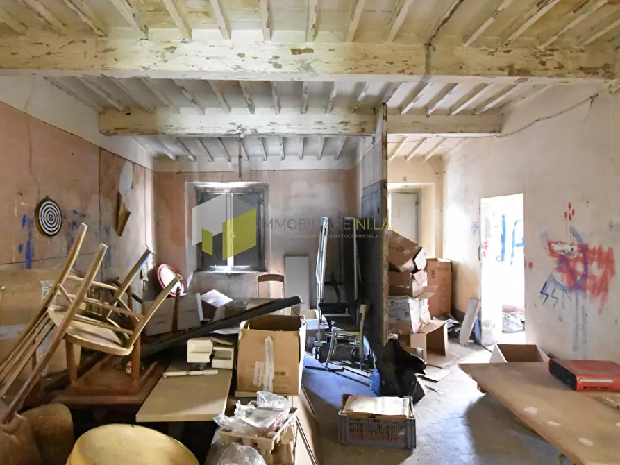 Immagine 13 di Appartamento in vendita  a Pisa