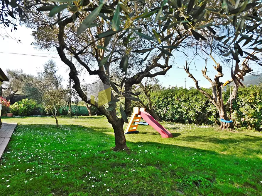 Immagine 34 di Casa indipendente in vendita  a San Giuliano Terme