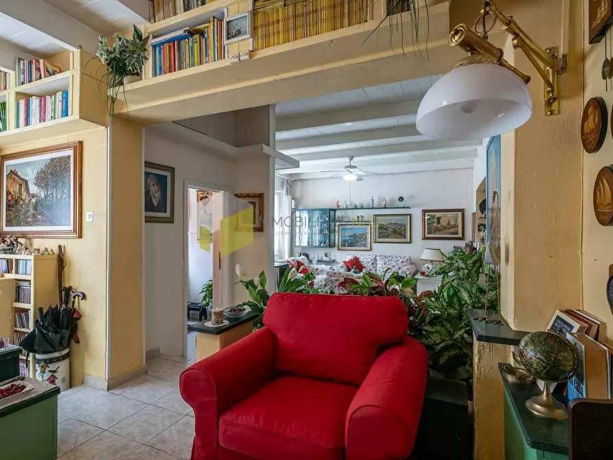 Immagine 6 di Casa indipendente in vendita  a Pisa