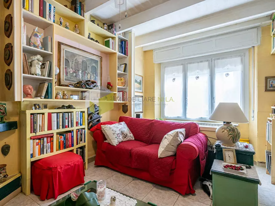 Immagine 8 di Casa indipendente in vendita  a Pisa