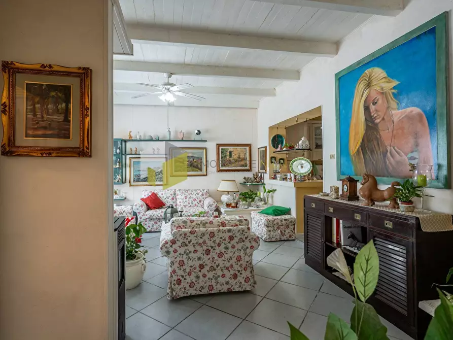 Immagine 9 di Casa indipendente in vendita  a Pisa