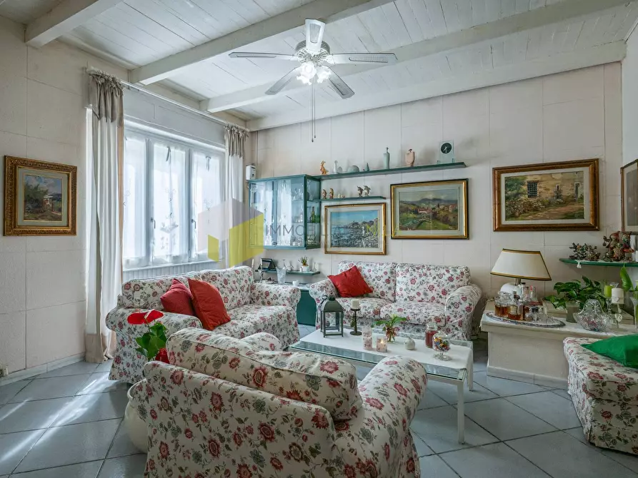 Immagine 10 di Casa indipendente in vendita  a Pisa