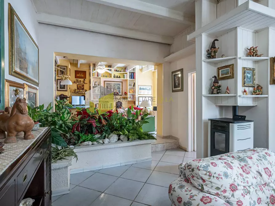 Immagine 12 di Casa indipendente in vendita  a Pisa