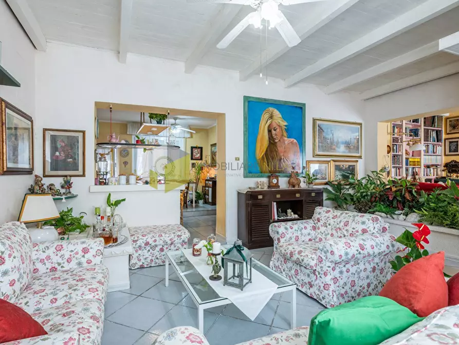 Immagine 14 di Casa indipendente in vendita  a Pisa