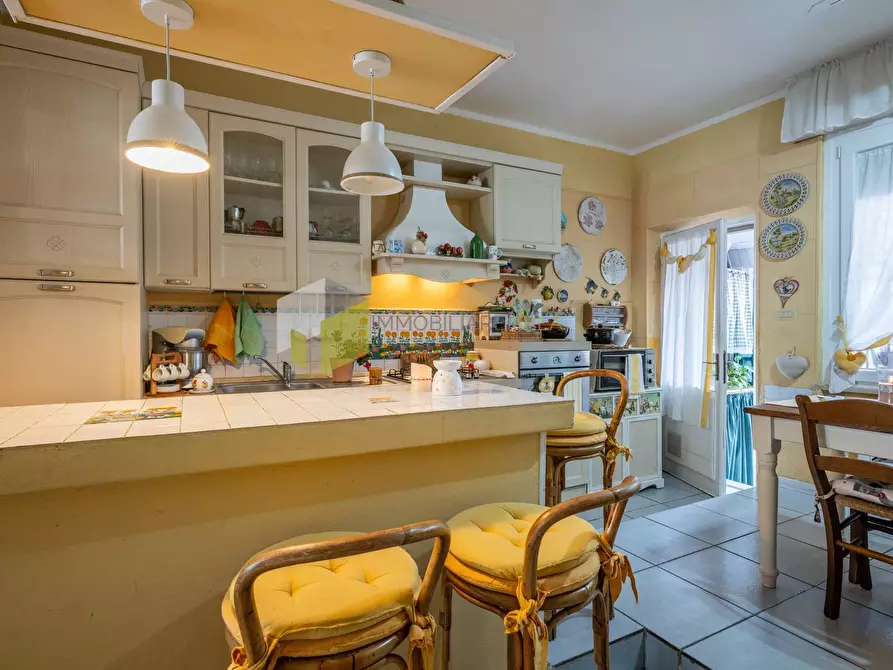 Immagine 16 di Casa indipendente in vendita  a Pisa