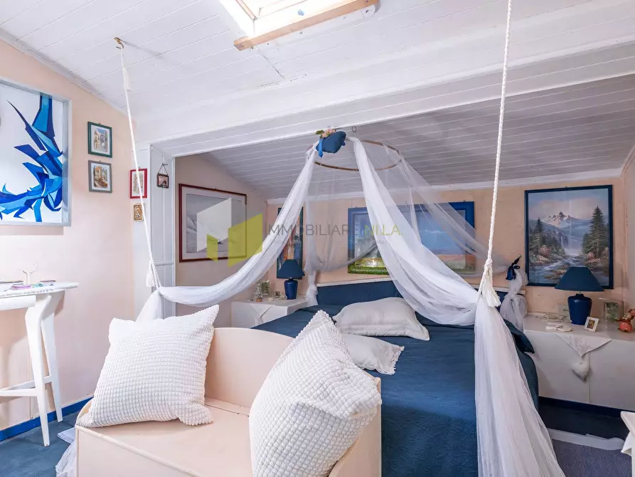 Immagine 30 di Casa indipendente in vendita  a Pisa