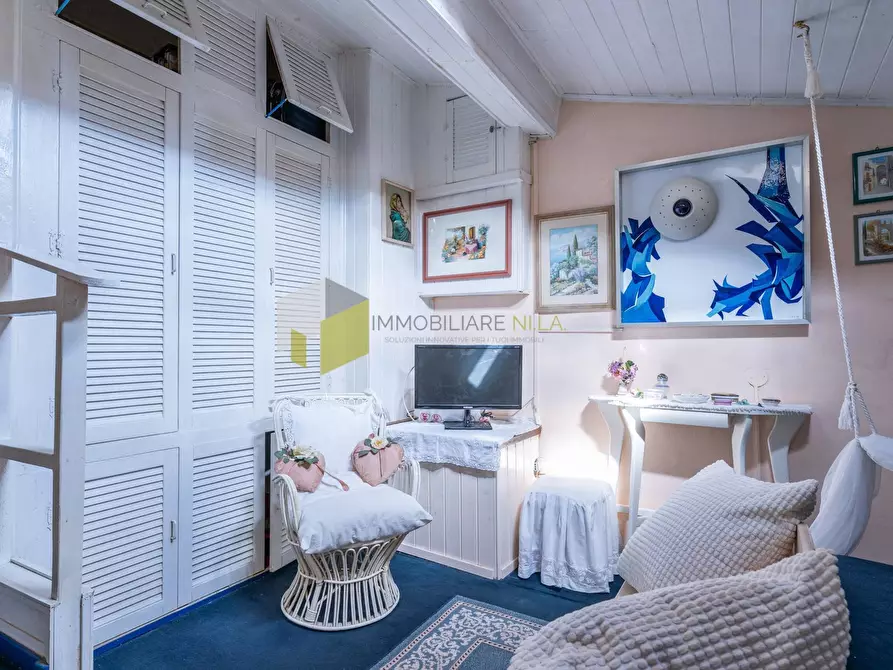 Immagine 32 di Casa indipendente in vendita  a Pisa