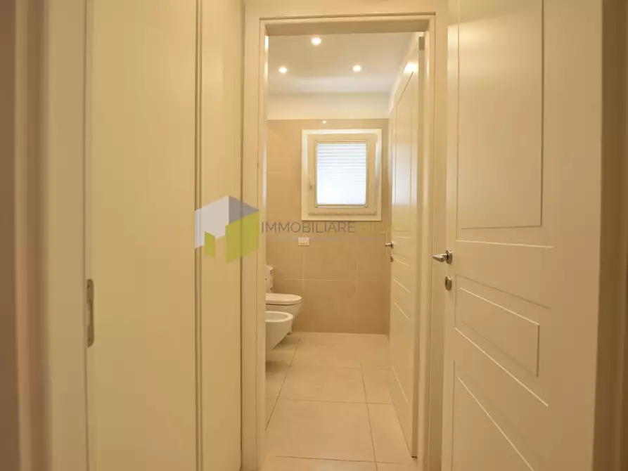 Immagine 15 di Villetta a schiera in vendita  a Vecchiano