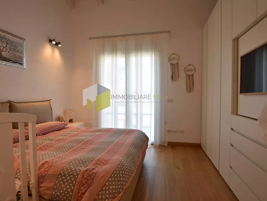 Immagine 20 di Villetta a schiera in vendita  a Vecchiano