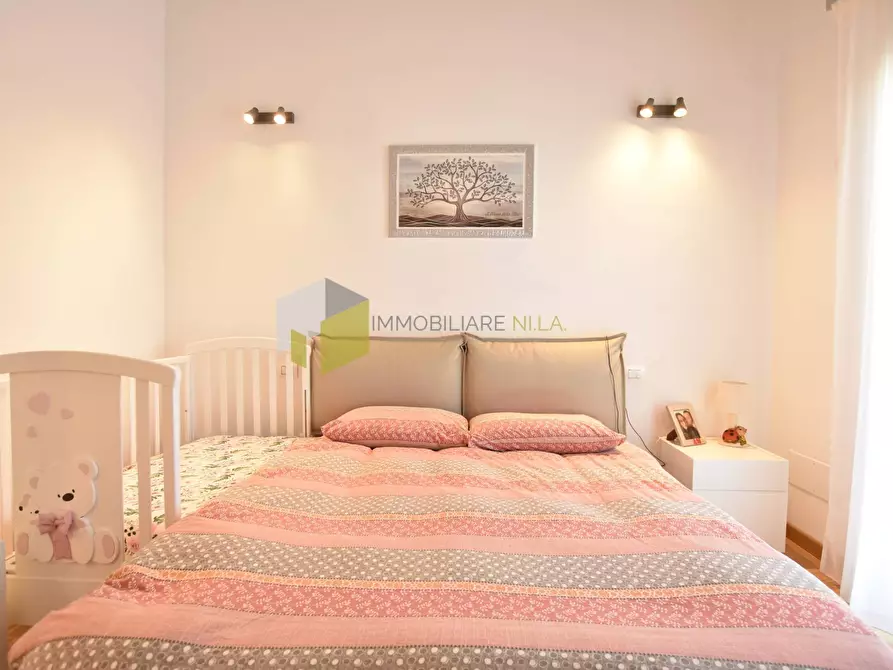 Immagine 21 di Villetta a schiera in vendita  a Vecchiano