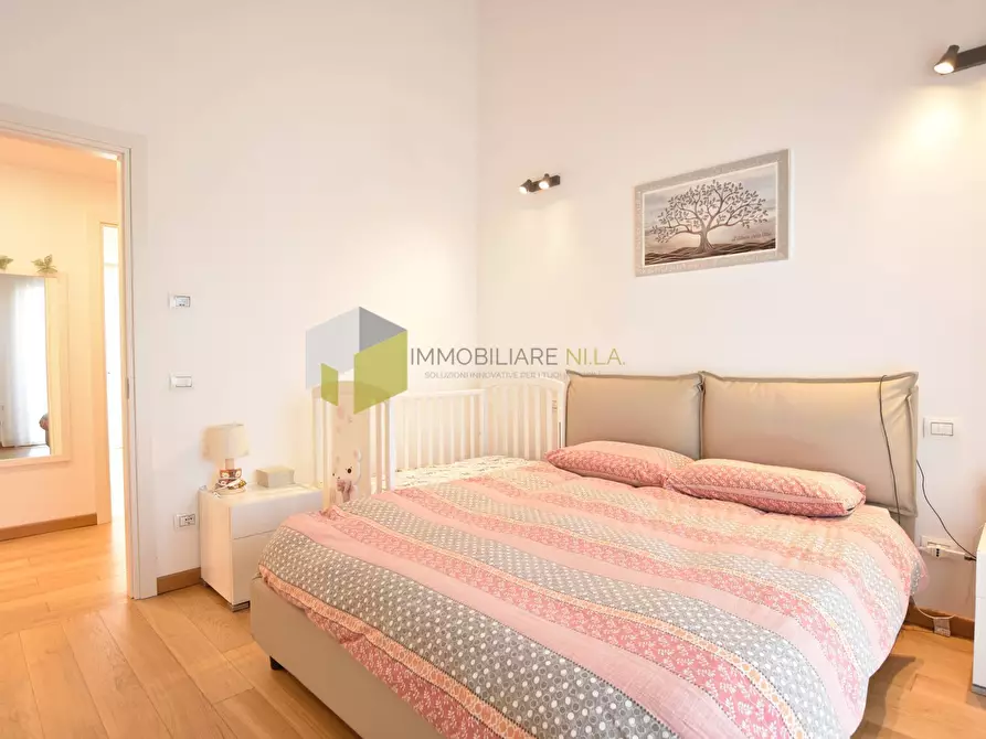 Immagine 22 di Villetta a schiera in vendita  a Vecchiano