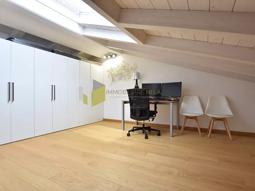 Immagine 29 di Villetta a schiera in vendita  a Vecchiano