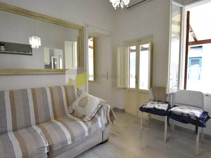 Immagine 10 di Casa indipendente in vendita  a Viareggio