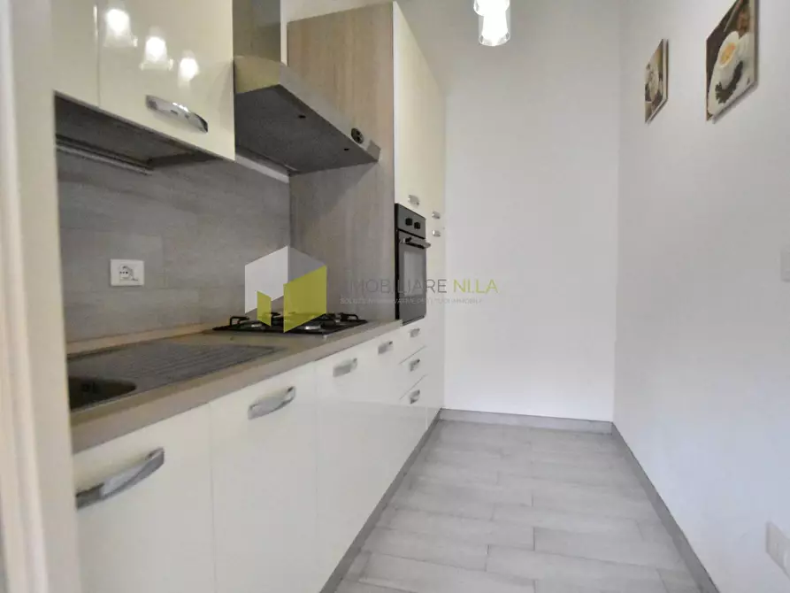 Immagine 11 di Casa indipendente in vendita  a Viareggio