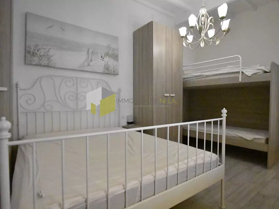 Immagine 15 di Casa indipendente in vendita  a Viareggio