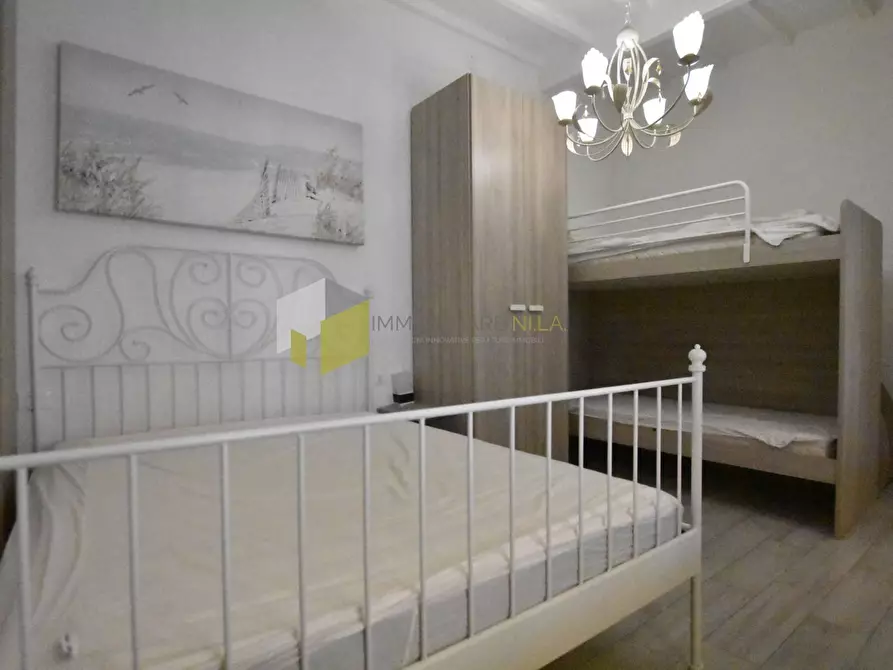 Immagine 18 di Casa indipendente in vendita  a Viareggio