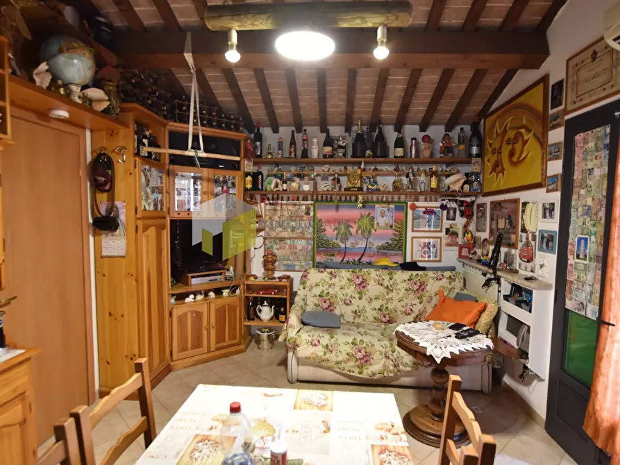 Immagine 2 di Casa indipendente in vendita  a Cascina