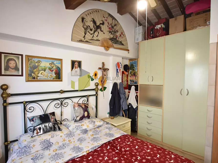 Immagine 14 di Casa indipendente in vendita  a Cascina