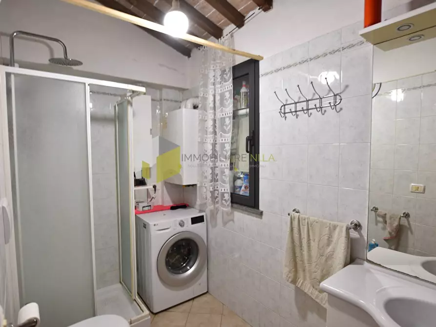 Immagine 19 di Casa indipendente in vendita  a Cascina