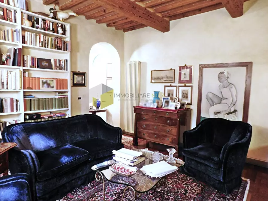 Immagine 5 di Villa in vendita  a San Giuliano Terme