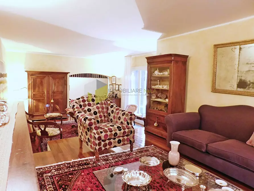 Immagine 32 di Villa in vendita  a San Giuliano Terme