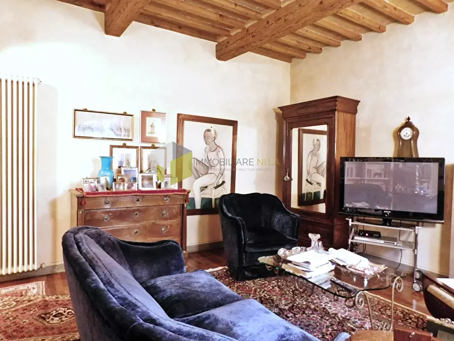 Immagine 34 di Villa in vendita  a San Giuliano Terme