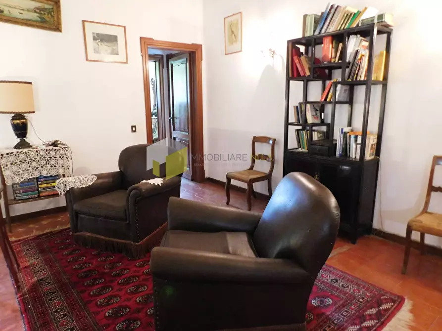 Immagine 14 di Villa in vendita  a Pisa