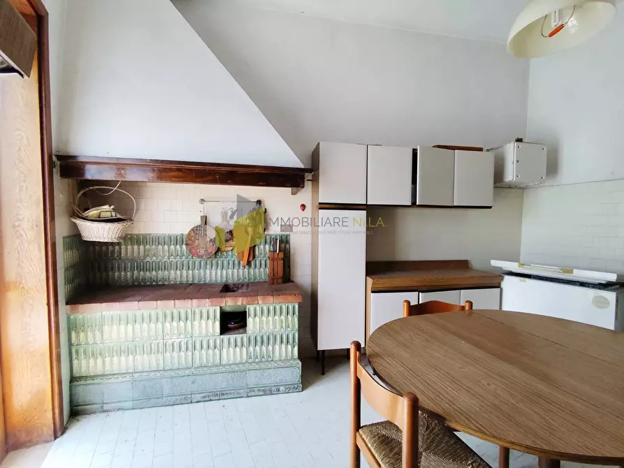 Immagine 16 di Villa in vendita  a Pisa