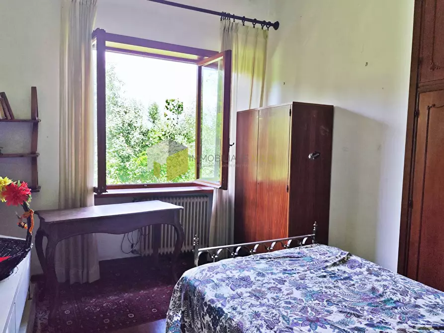 Immagine 18 di Villa in vendita  a Pisa