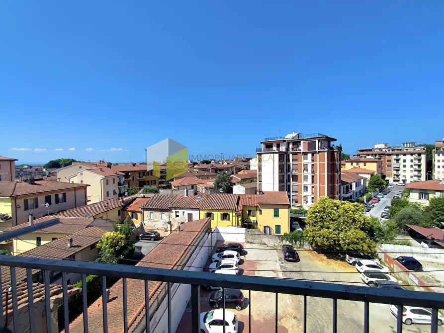 Immagine 13 di Mansarda in vendita  a Pisa