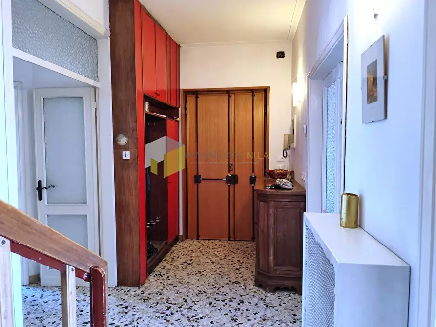 Immagine 16 di Mansarda in vendita  a Pisa