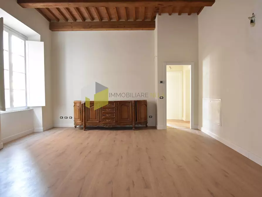 Immagine 11 di Appartamento in vendita  a Pisa