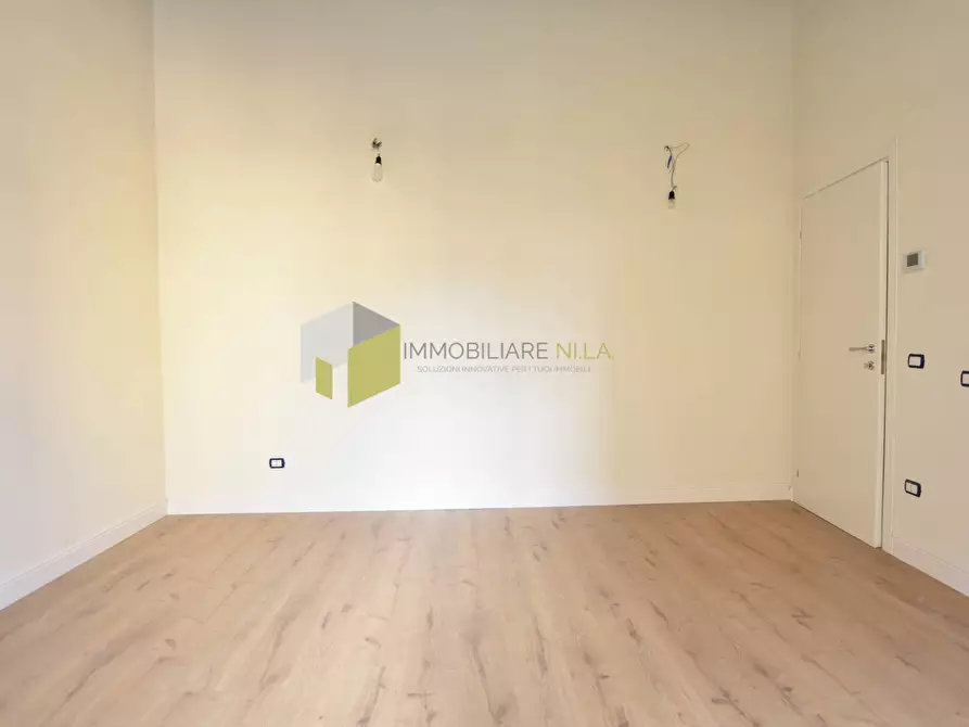 Immagine 16 di Appartamento in vendita  a Pisa