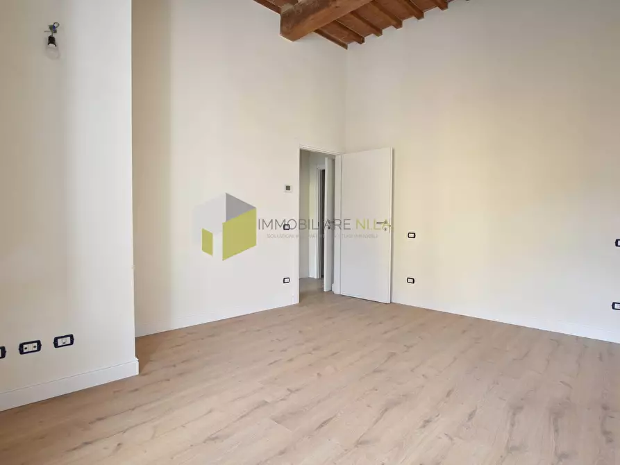 Immagine 23 di Appartamento in vendita  a Pisa