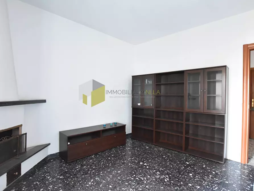 Immagine 13 di Appartamento in vendita  a Pisa