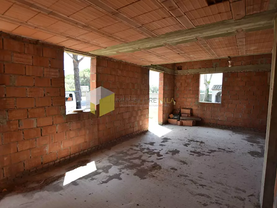 Immagine 11 di Villa in vendita  a San Giuliano Terme