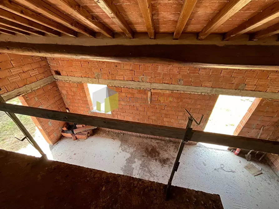 Immagine 17 di Villa in vendita  a San Giuliano Terme