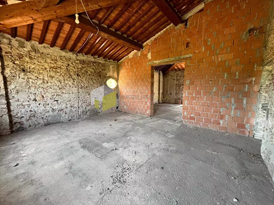 Immagine 11 di Casa indipendente in vendita  a San Giuliano Terme