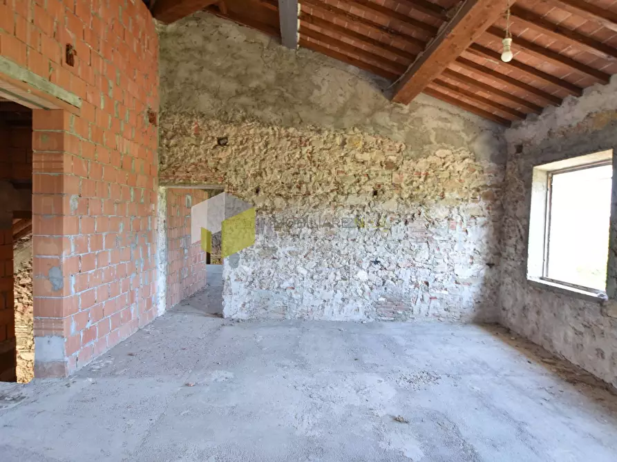 Immagine 18 di Casa indipendente in vendita  a San Giuliano Terme