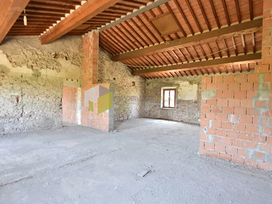 Immagine 20 di Casa indipendente in vendita  a San Giuliano Terme