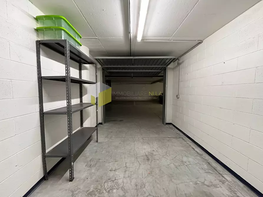 Immagine 15 di Garage in affitto  a Pisa