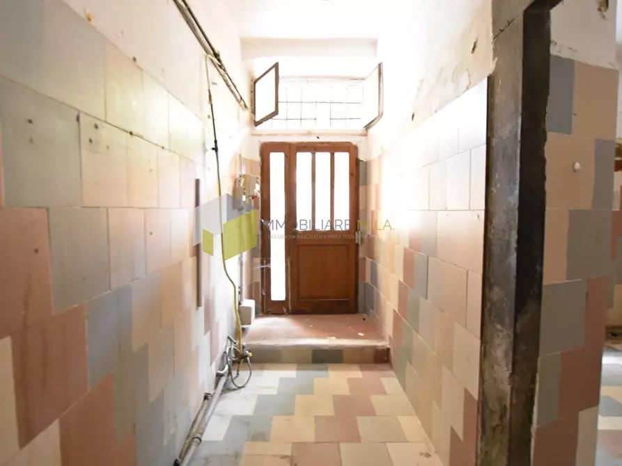 Immagine 12 di Ufficio in affitto  a Pisa